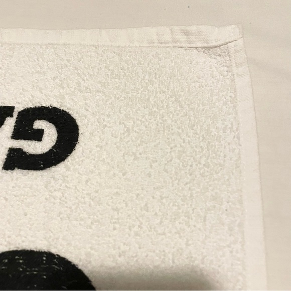 Gatorade Sports Towel Gym Double Sided Towel - Picture 9 of 16